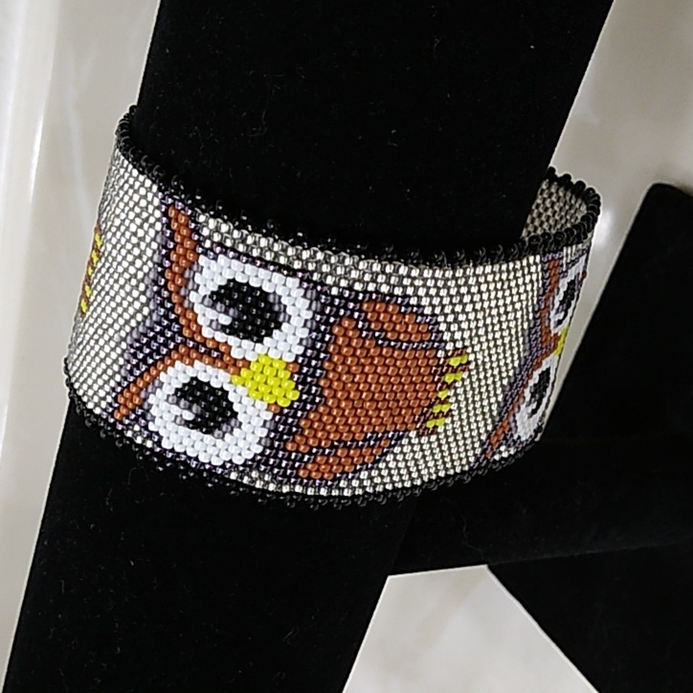 Beaded Brown Owl Bracelet